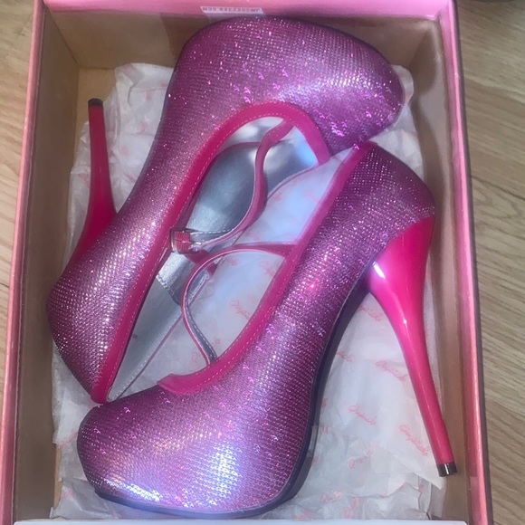 Sparkly pink 6inch heals - Picture 1 of 4